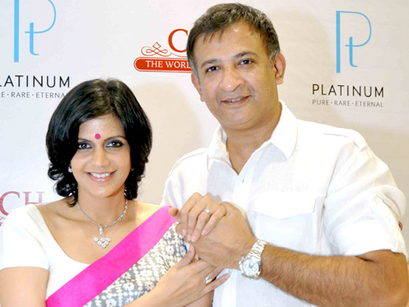 mandira bedi at the c h jwellers event 2