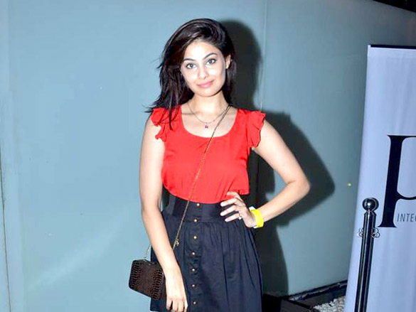 deepika and siddharth at atul kasbekars converse bash 7