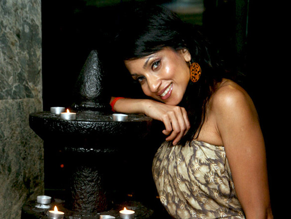 miss srilanka chandi perera does a diwali shoot 5