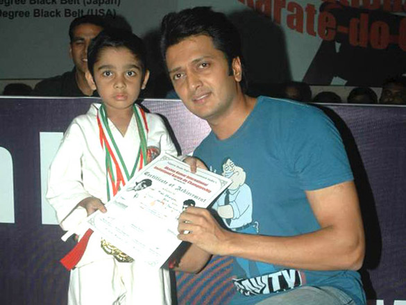 akshay kumar riteish and mithun at karate event 7