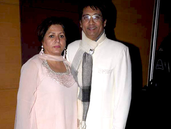 srk sanjay dutt and many others at rajiv shuklas bash 21