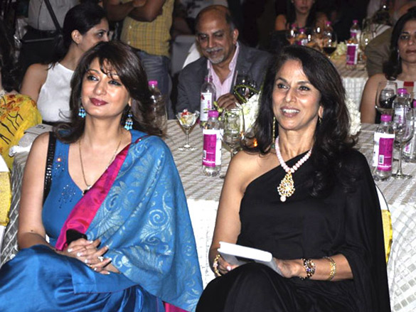 sunanda and shobhaa de at suhel seths book launch 4