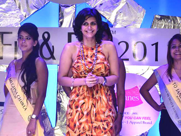 mandira bedi and tulip judge gold gyms fit n fab 2