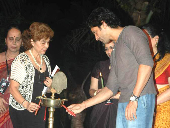farhan akhtar at celeberate bandra concert 2