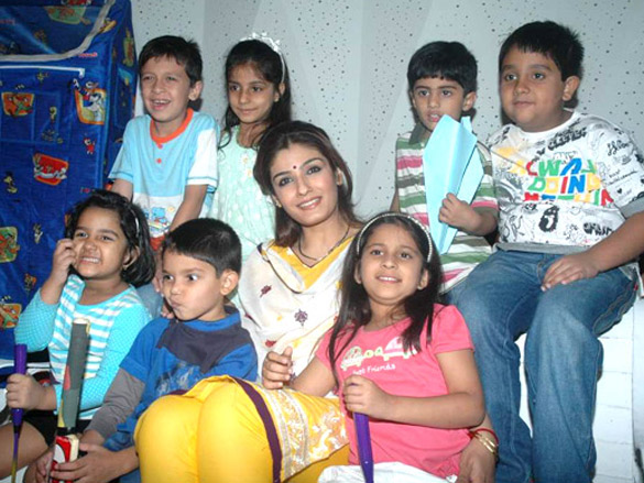 raveena tandon at childrens day celebrations 3