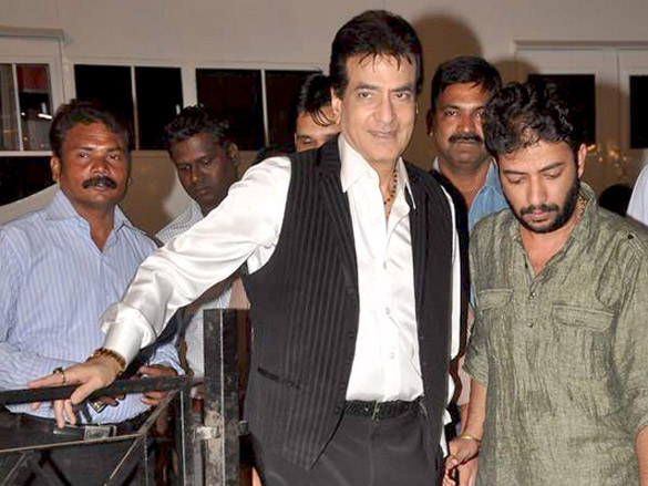 jeetendra suniel shetty and sonu nigam at mns koli festival 13