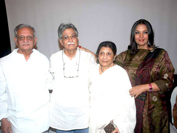 shabana azmi and gulzaar at javed siddiquis roshandan book launch 3