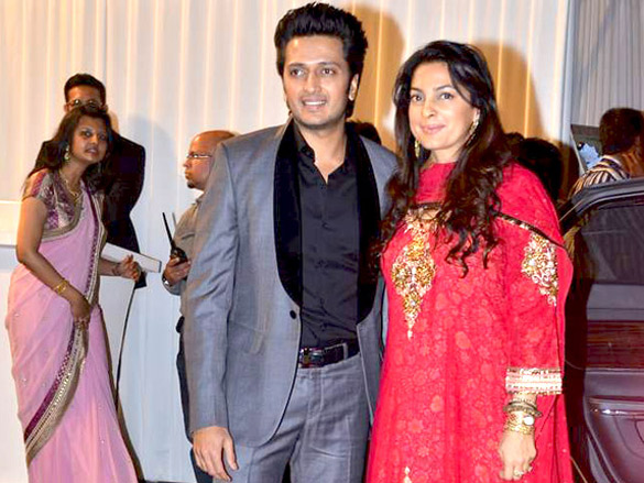 bollywood biggies at boman iranis son wedding reception 12
