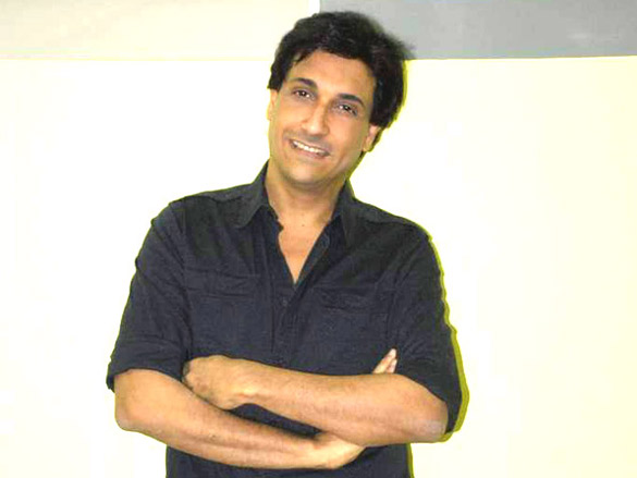 shiamak promotes puss in boots 9