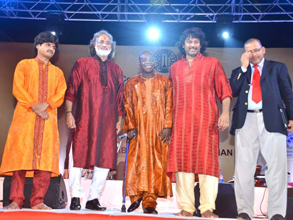 pandit vishwa mohan bhatt and toumani diabates show 3