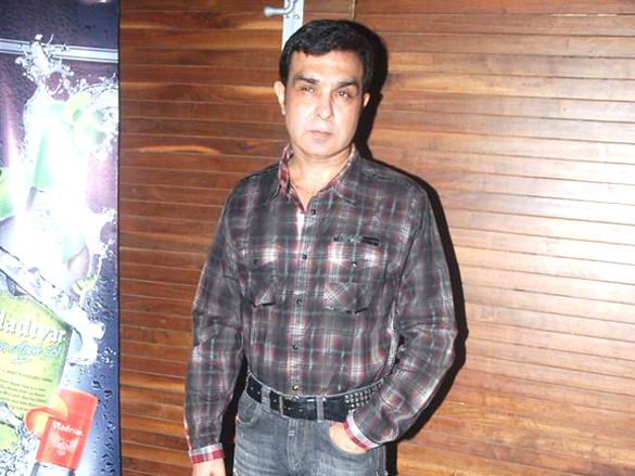 sohail khan and chunky at swaraj kapoors birthday bash 14