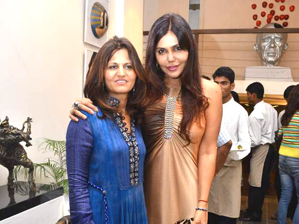 nisha jamwal snapped at point of view gallery group show at colaba 2