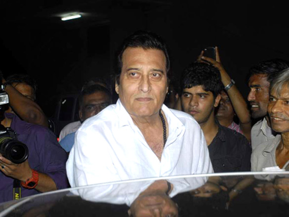 bollywood pays respect at dev anands prayer meet 5