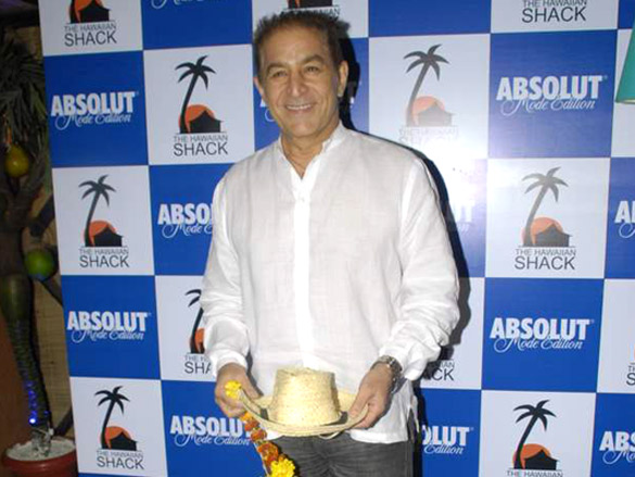 aftab shivdasani and others at the opening of hawaiian shack 8