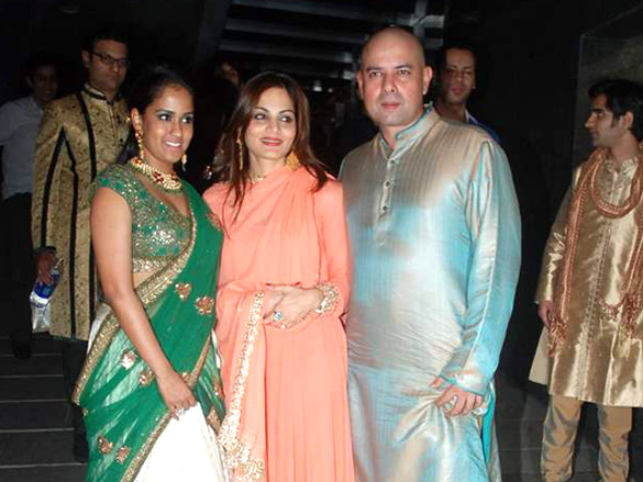 katrina and salman at khan family bash 5