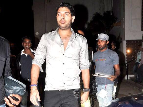 yuvraj singh at diya diamond concert 4