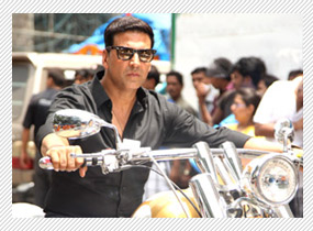Akshay’s ‘Krishna’ competes with Sonakshi’s ‘Govinda’