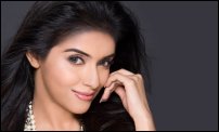 “Both Aamir and Salman are warm, friendly and very genuine people” – Asin