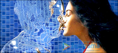 Check out: Emraan Hashmi goes invisible in Mr. X