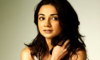 Ira Dubey gets protective hand from Anil Kapoor