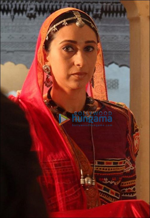 Check Out: “Karisma’s traditional look from the 1498 Meera Bai era”