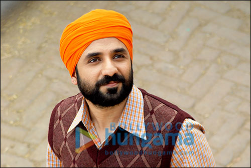 Check out: Vir Das turns Sikh for the film 31st October