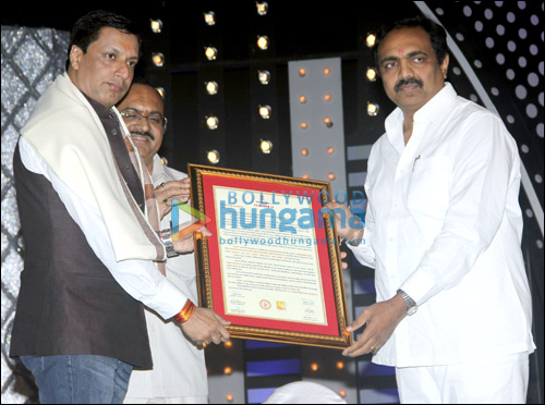 Check out: Madhur Bhandarkar receives the Raj Kapoor Smriti Award