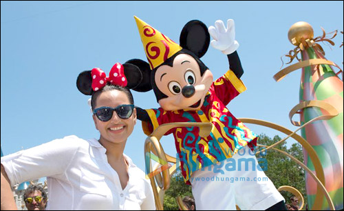 Check out: Sonakshi Sinha visits Disney Land