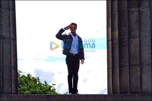 Check Out: Shahid Kapoor on the sets of Mausam