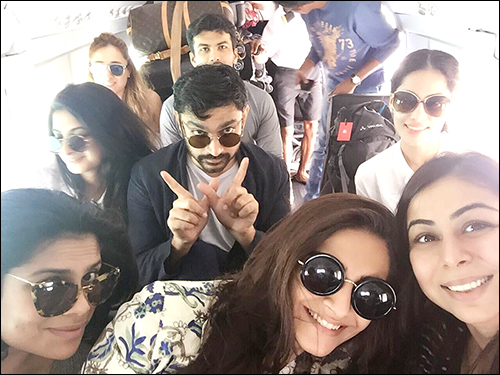 check out sonam kapoor and arjun kapoor on a holiday with friends 2