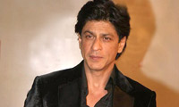 Blog: SRK slapped someone?? WHACK