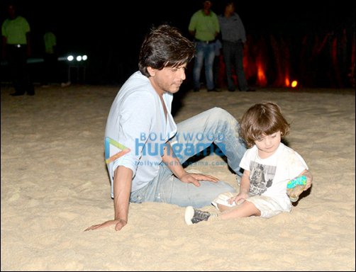 Check out: Shah Rukh Khan and AbRam spend time at a beach in Goa