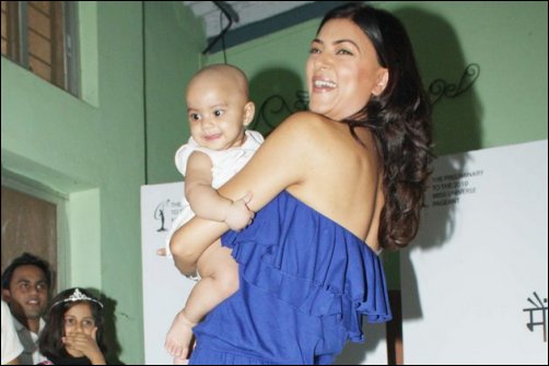 Sushmita spotted with her second daughter Alisah at I Am Princess event