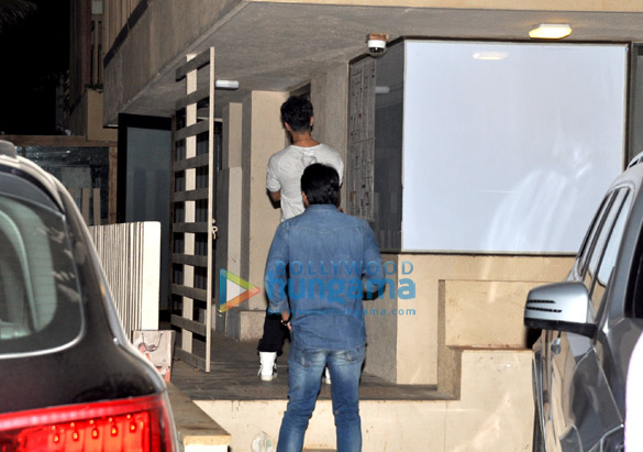 shahid kapoor snapped at his new home 3