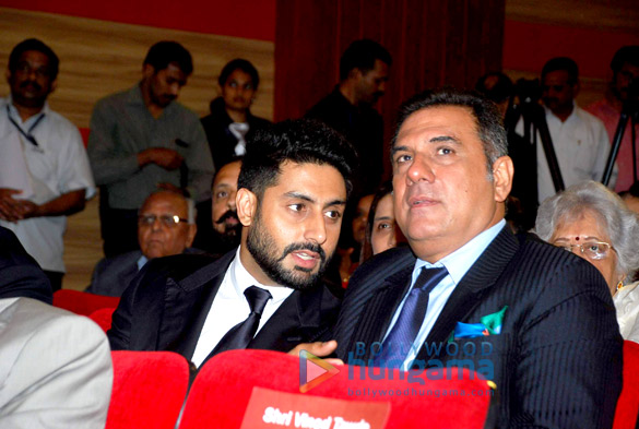 kareena kapoor khan abhishek bachchan grace k c diamond league awards 6
