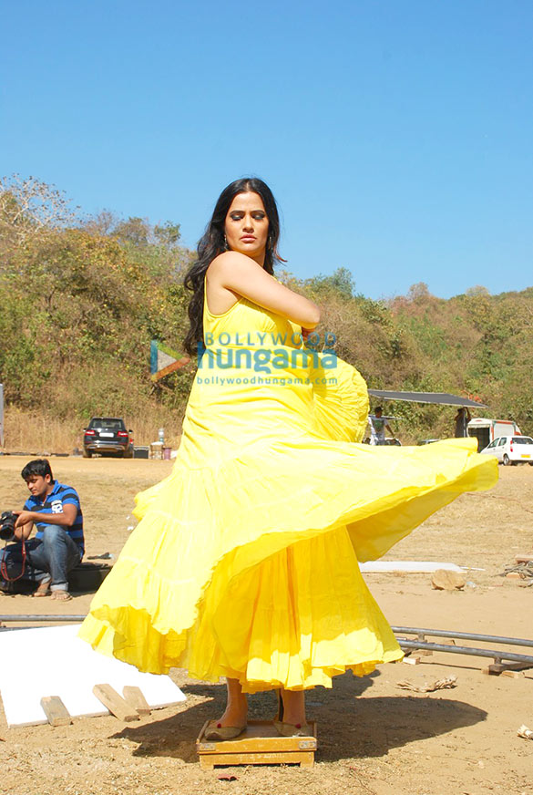 sona mohapatra shoots for the promotional track of the film saavi 3