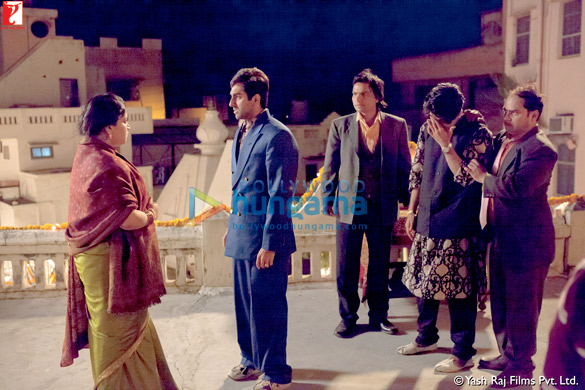 dum laga ke haisha 8