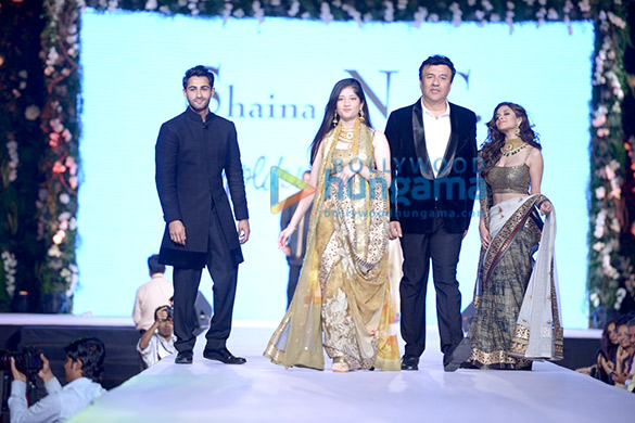 aamir khan sonakshi sinha walk at cpaas fashion show 10
