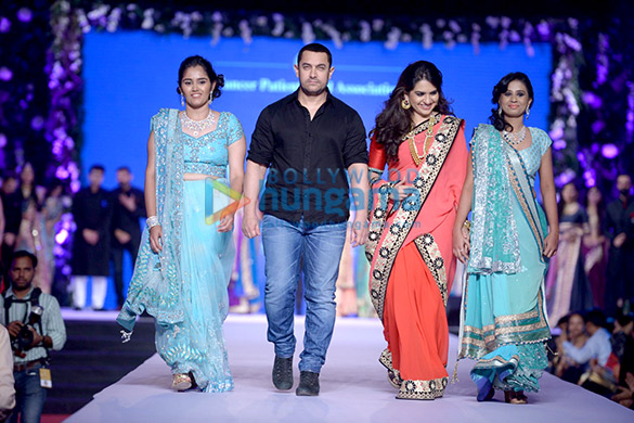 aamir khan sonakshi sinha walk at cpaas fashion show 2