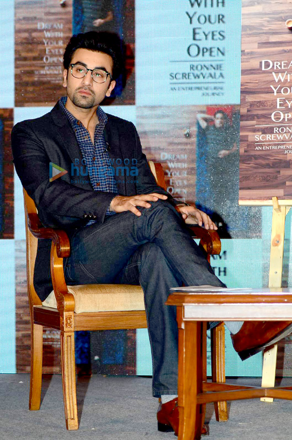 ranbir kapoor launches ronnie screwvalas book dream with your eyes open 9