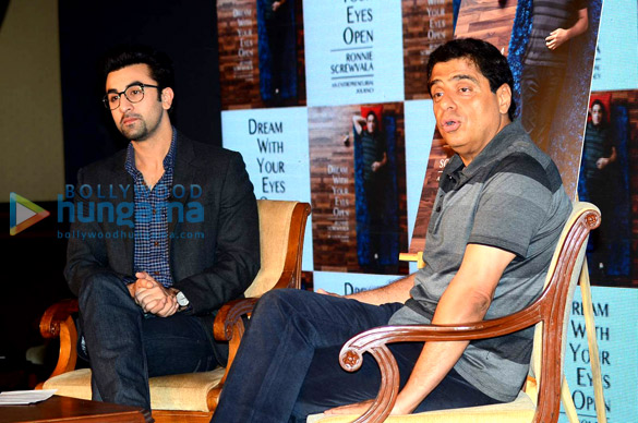 ranbir kapoor launches ronnie screwvalas book dream with your eyes open 7