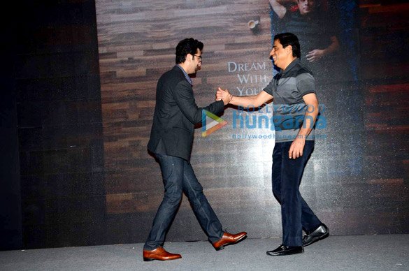 ranbir kapoor launches ronnie screwvalas book dream with your eyes open 11