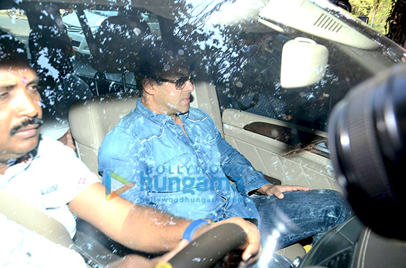salman khan snapped outside mumbai court before his hearing 7