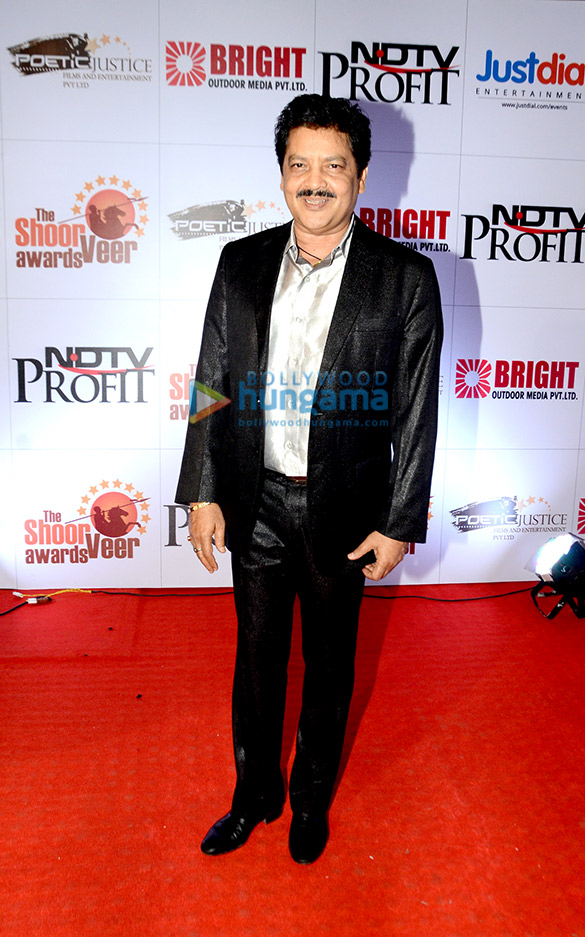 celebs grace the shoor veer awards 37