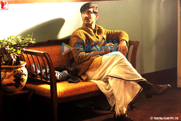 detective byomkesh bakshy 25