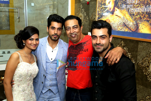 celebs grace the launch of shraddha sagaonkars shuddha salon spa 5