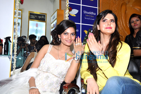 celebs grace the launch of shraddha sagaonkars shuddha salon spa 9