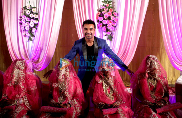 ajaz khan abu asim azmi and other celebs attend sabira sikwanis initiative 7