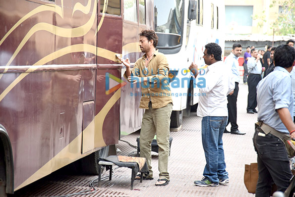 irrfan khan snapped in suburbs 3