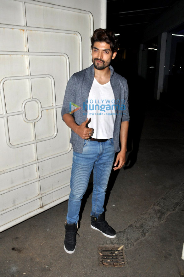 gurmeet choudhary snapped at sunny super sound 4